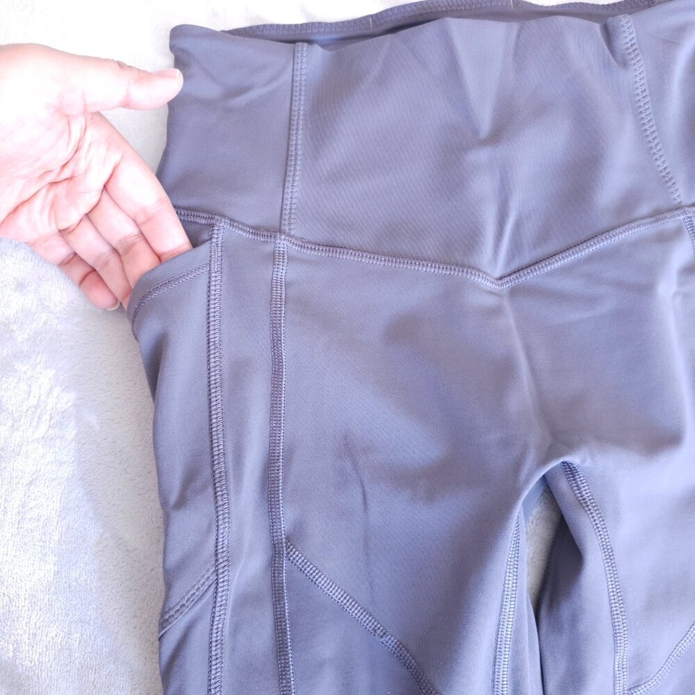 Lululemon Grey Leggings Size 4 High Rise 28" Inseam Side Pockets Athletic Yoga - Picture 10 of 15
